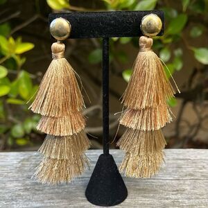NWOT New SHASHI Anthroplogie Sia Gold Tiered Fringe Tassel Earrings